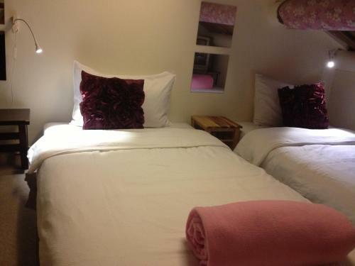 Naya"s Homestay