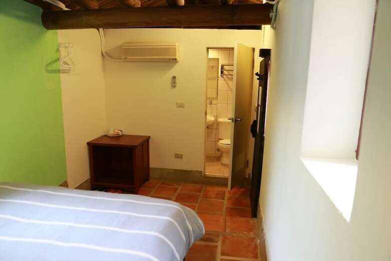 Bed & Breakfast Live Guest House