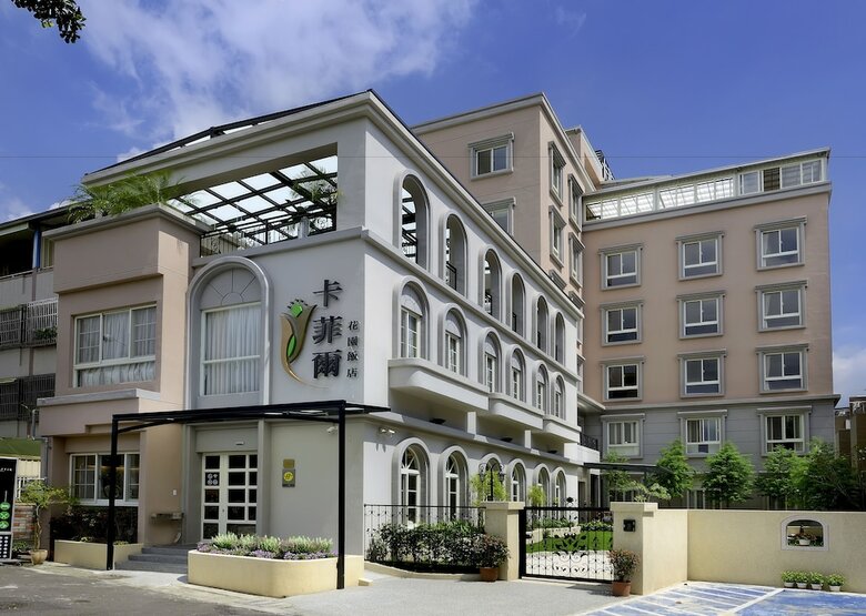 Caffir Garden Hotel