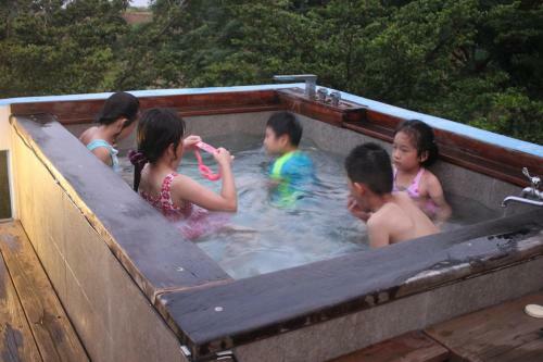 Knt House