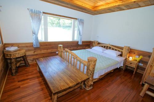 Beautiful Little Horse Villa
