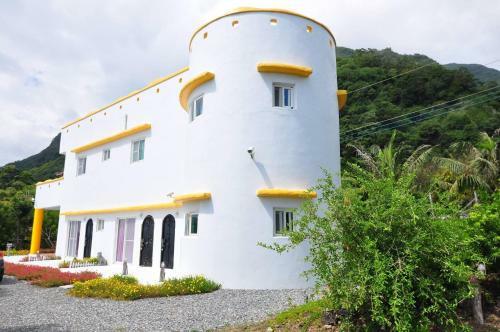 Beautiful Little Horse Villa