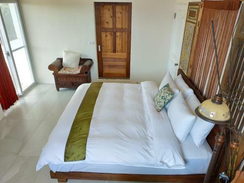 Cenacle B & B