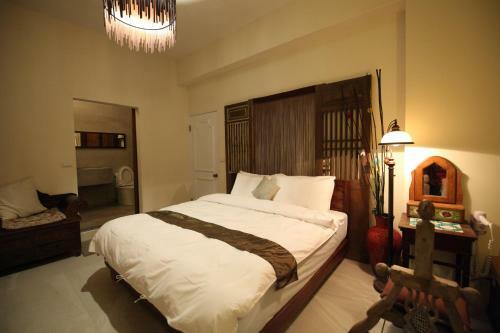 Cenacle B & B