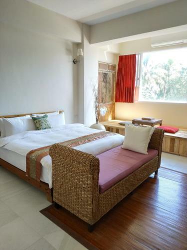 Cenacle B & B