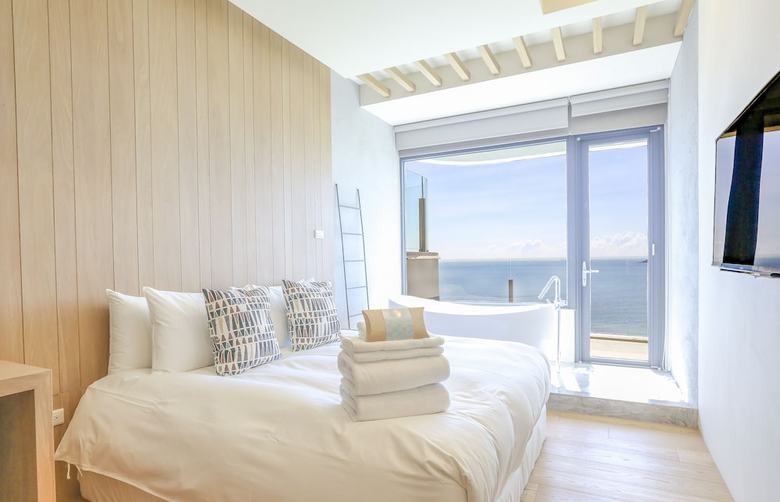 Bed & Breakfast Laguna Villas & Resorts