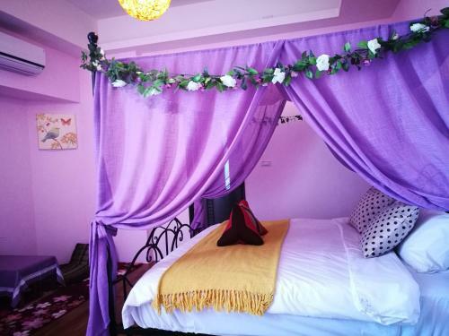 198 Red Hat B&B