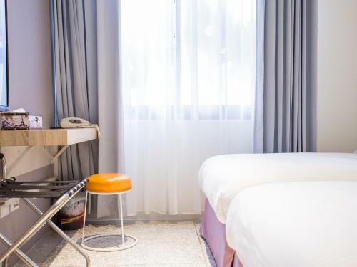Rainbow Hotel