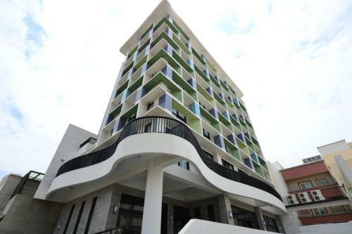 Posada Sky Square Business Travel