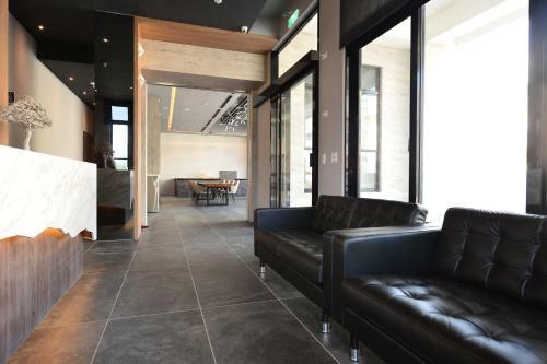 Posada Sky Square Business Travel