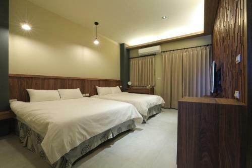 Sharp B&B