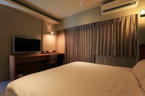 Sharp B&B