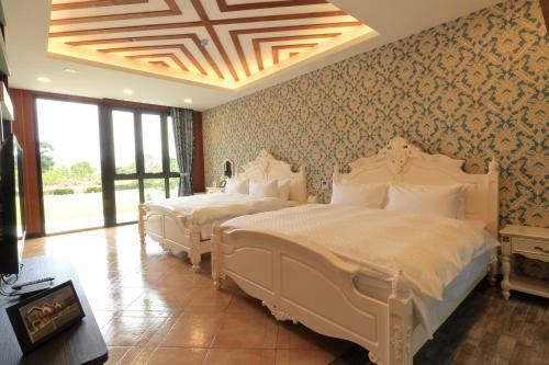 East Love B&B