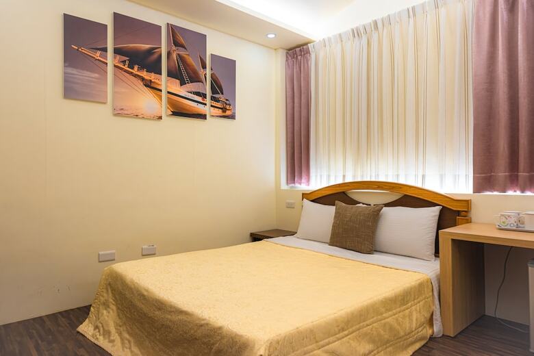 Bed & Breakfast Summer Blue