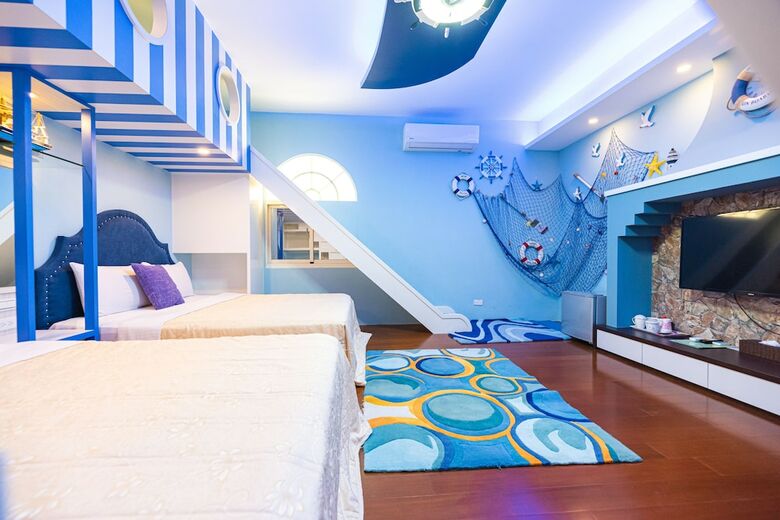 Bed & Breakfast Summer Blue
