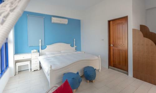 Bed & Breakfast Travel Light House