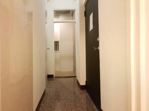 Happiness Yes Hostel