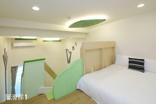 Happiness Yes Hostel