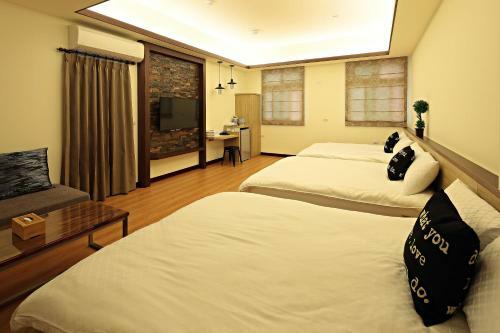 Happiness Yes Hostel
