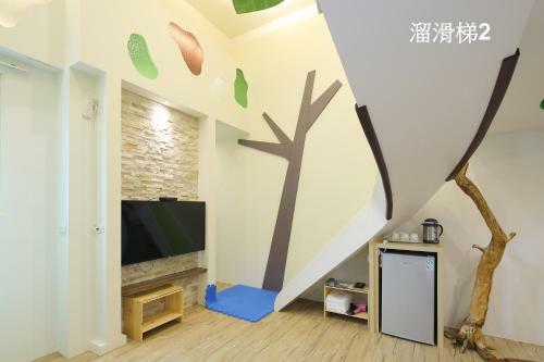 Happiness Yes Hostel