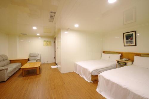 Lion Hotel