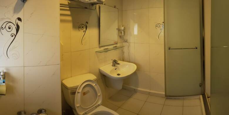 Hostal Come And Play Guesthouse