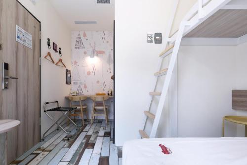 Posada Mini Hotels (Taichung Train Station)