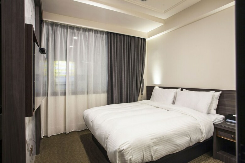 Dream Mansion Hotel