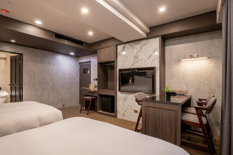 Dream Mansion Hotel