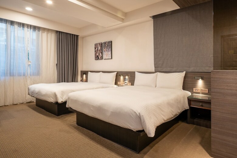 Dream Mansion Hotel