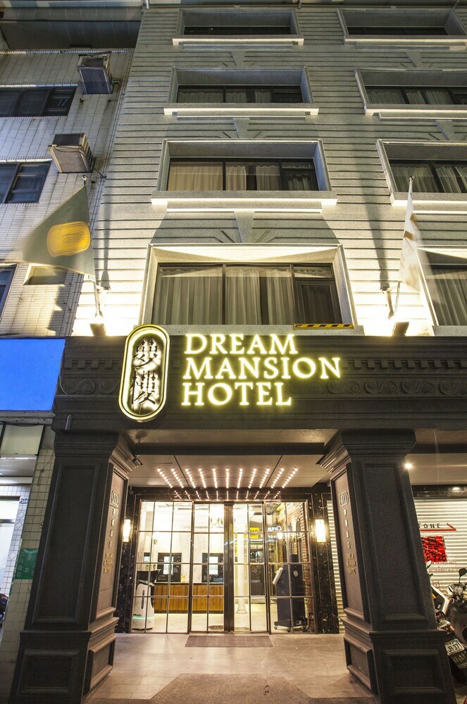 Dream Mansion Hotel