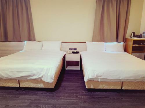Raise Hotel