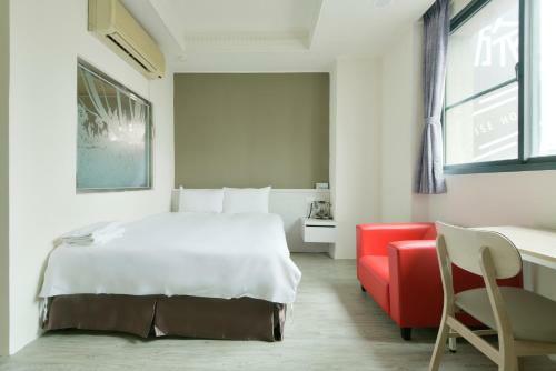Raise Hotel