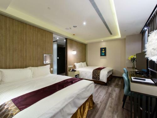 Stay Hotel - Taichung Zhongqing