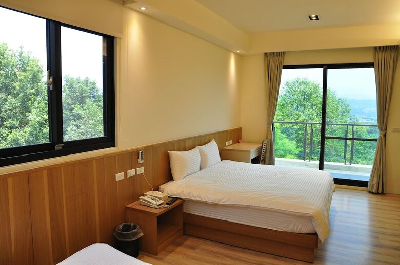 Bed & Breakfast One City One Vacation Farm