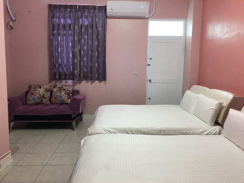 Hotel Happy Homestay