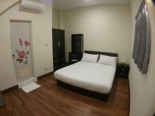 Malaya Guest House