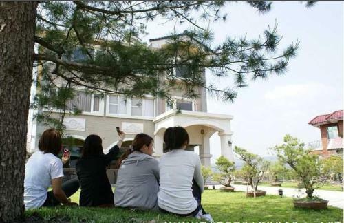 Bed & Breakfast Songfeng Xiuxian Homestay