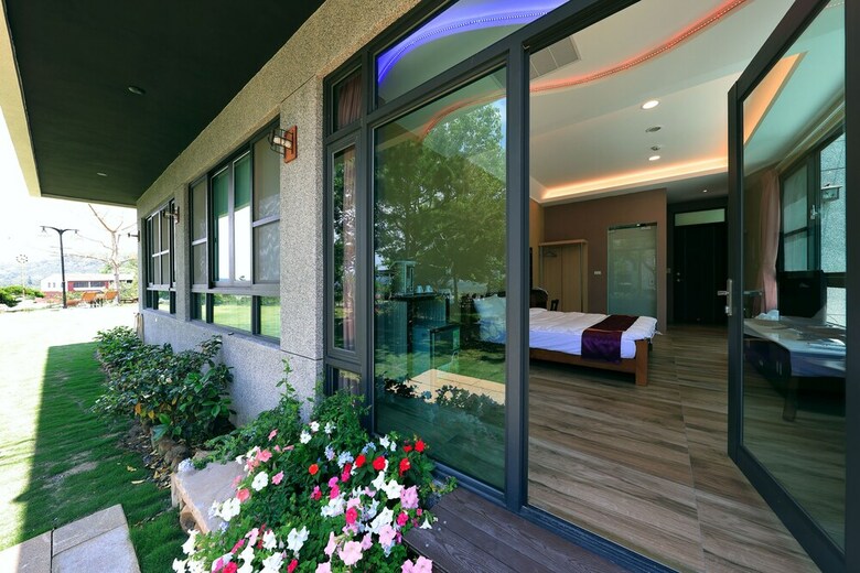 Hotel Five Mountains And Three Water B&B