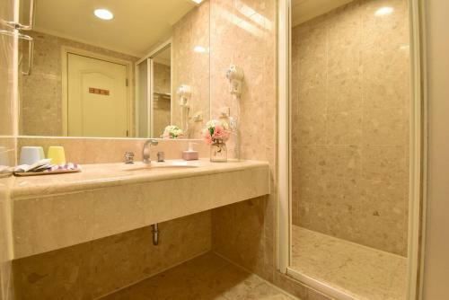 Luxury House