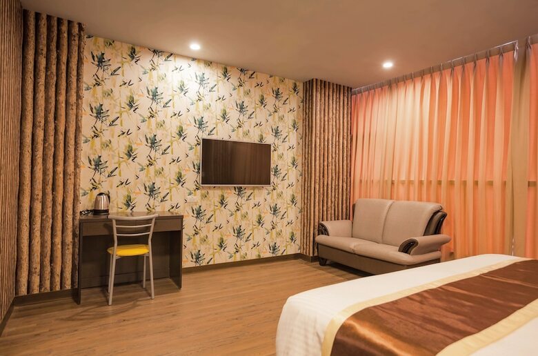 A Ace Hotel