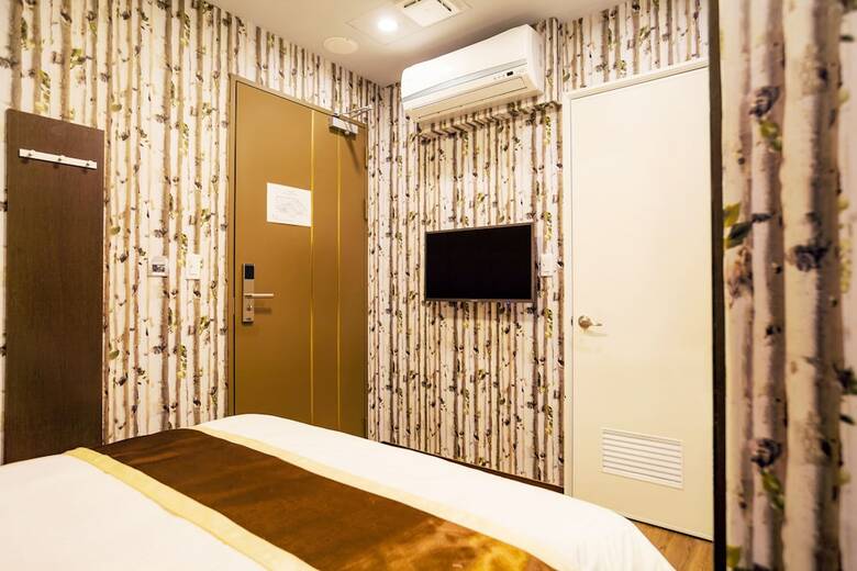 A Ace Hotel