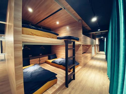 Perbed Hostel-taichung Station