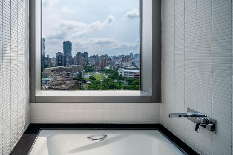 Hotel The Place Taichung