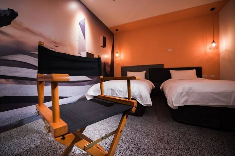 Hotel Half