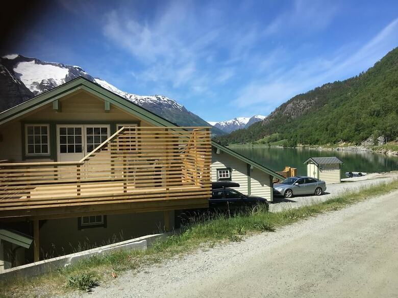 Lodge Vollsnes Feriehus