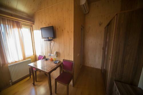 Nikala Hotel