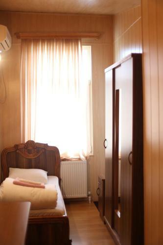 Nikala Hotel