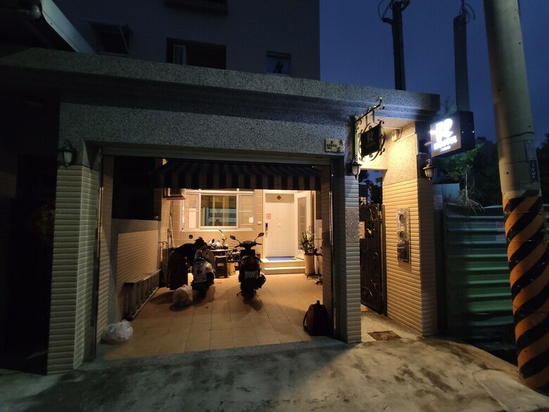 K2 Hostel