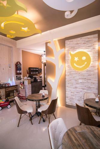 Smile Raffia B&B